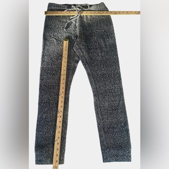 Express Fuzzy Fleece Drawstring Joggers - Picture 5 of 5